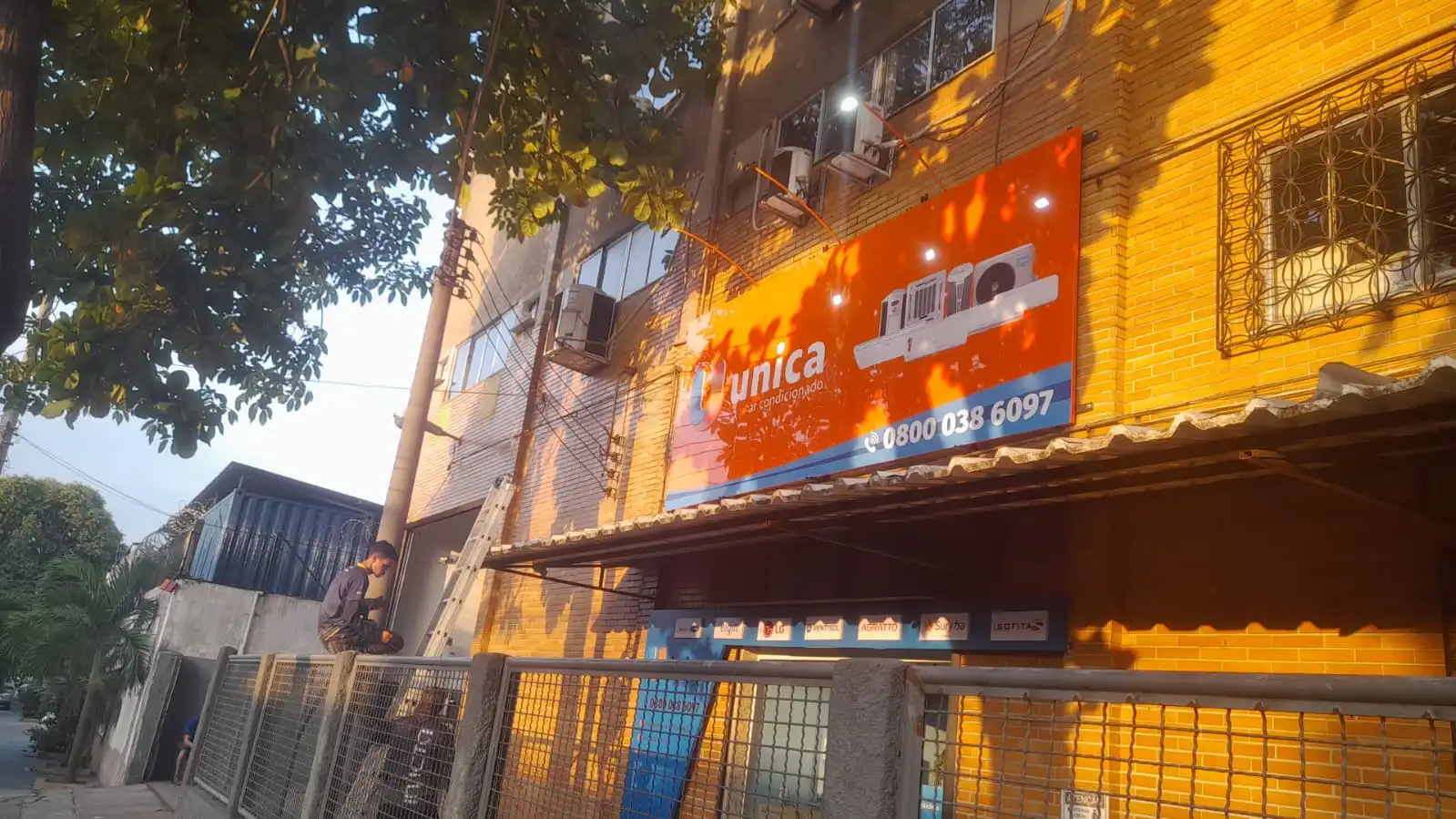 Loja única em olaria