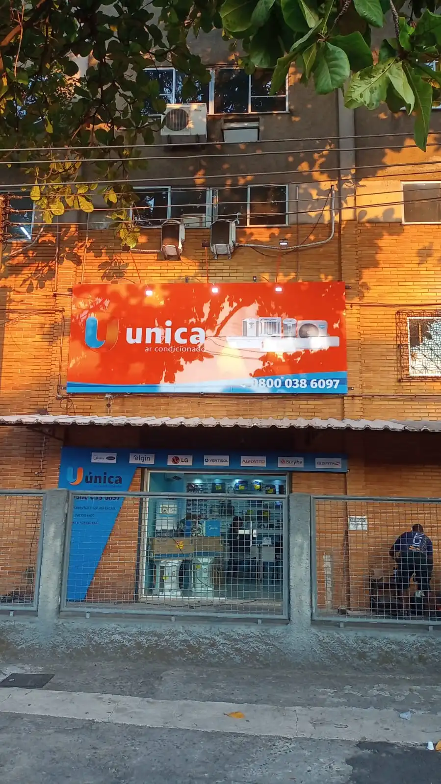 Loja única em olaria